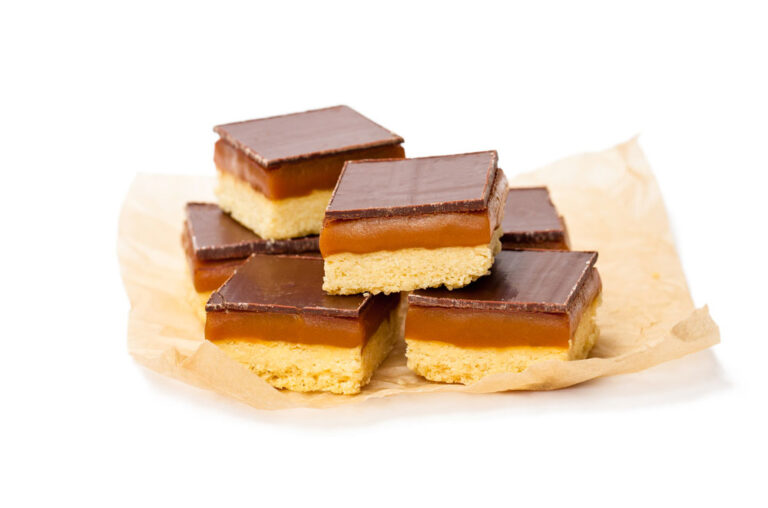 Read more about the article IRISH CARAMEL SLICE