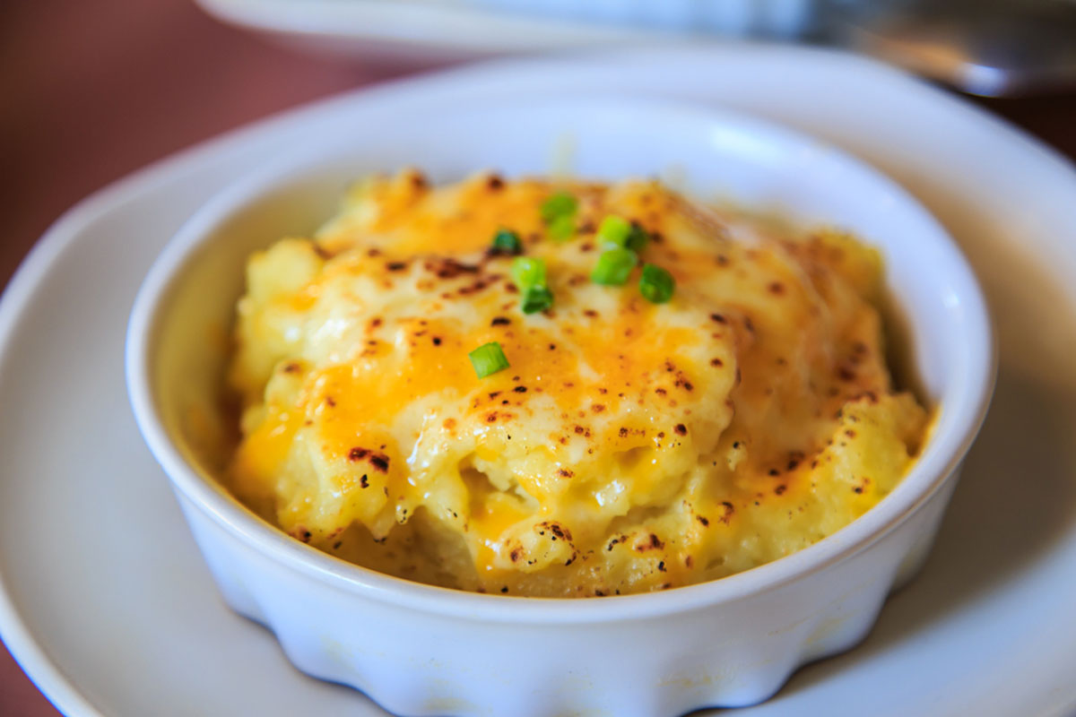 Read more about the article CHEESY POTATO STUFFING