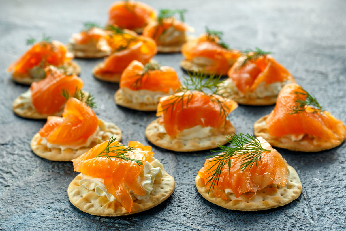 You are currently viewing IRISH SMOKED SALMON CANAPÉS