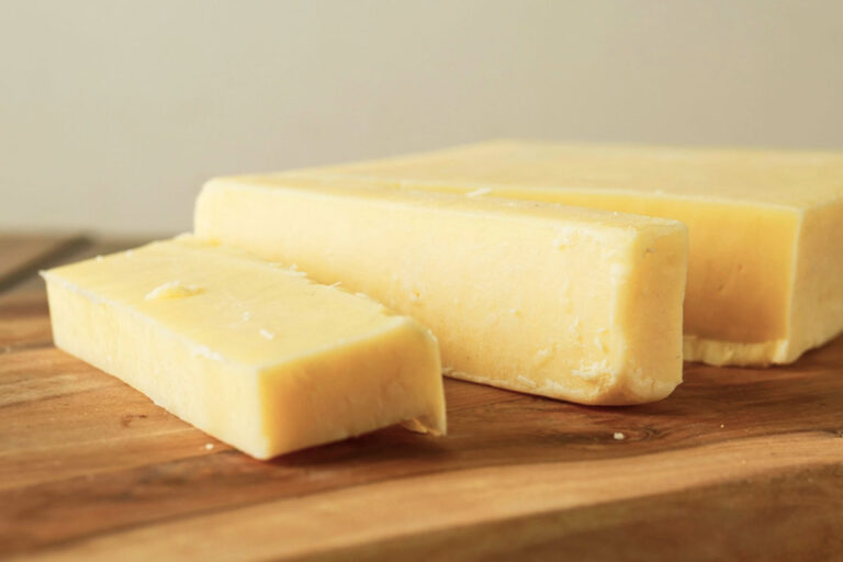 Read more about the article DISCOVERING DUBLINER CHEESE: A TASTE OF IRELAND’S FINEST DAIRY DELICACY