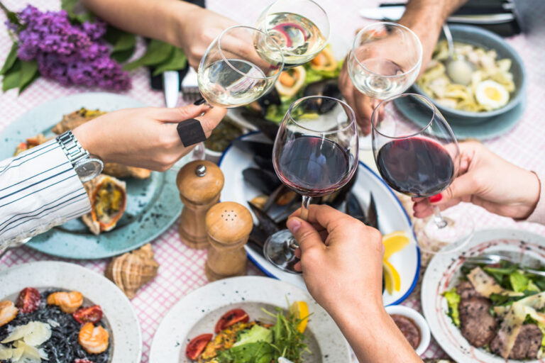 Read more about the article HOW TO PAIR IRISH FOOD AND WINE LIKE A PRO