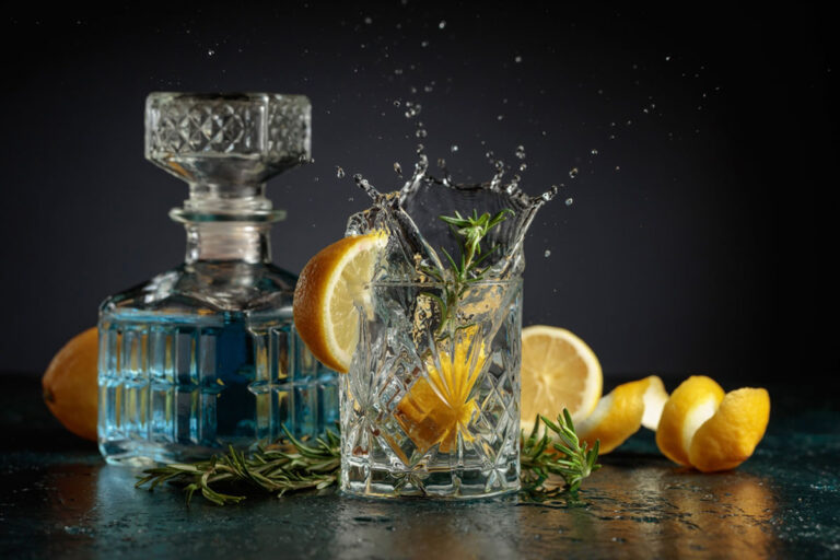 Read more about the article THE RISE OF THE IRISH GIN: WHAT MAKES IT UNIQUE?