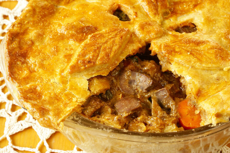 Read more about the article LAMB AND MINT PIE